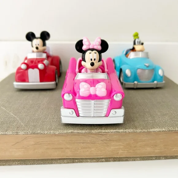 Disney Mickey Mouse Clubhouse & Friends Pull Back Toy Car Goofy, Minnie & Mickey - Picture 2 of 15